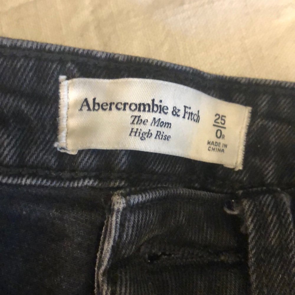 Abercrombie high rise mom jean curve love